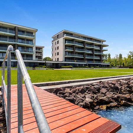 Lake Side Luxury Steps To The Lake Lela - Happy Rentals บาลาตอนแลลเล ภายนอก รูปภาพ